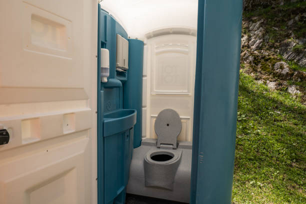Best Porta potty delivery and setup  in Yorktown, TX